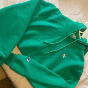 Champion cropped hoodie